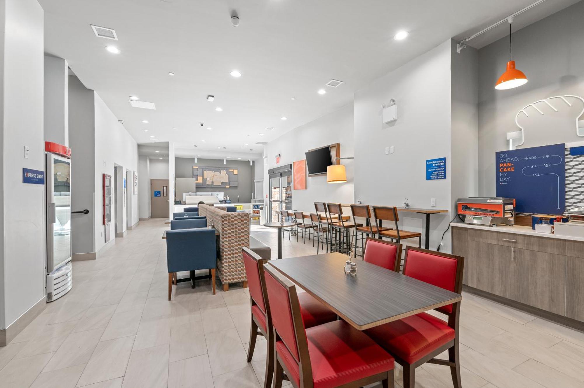 Holiday Inn Express & Suites New York Buitenkant foto